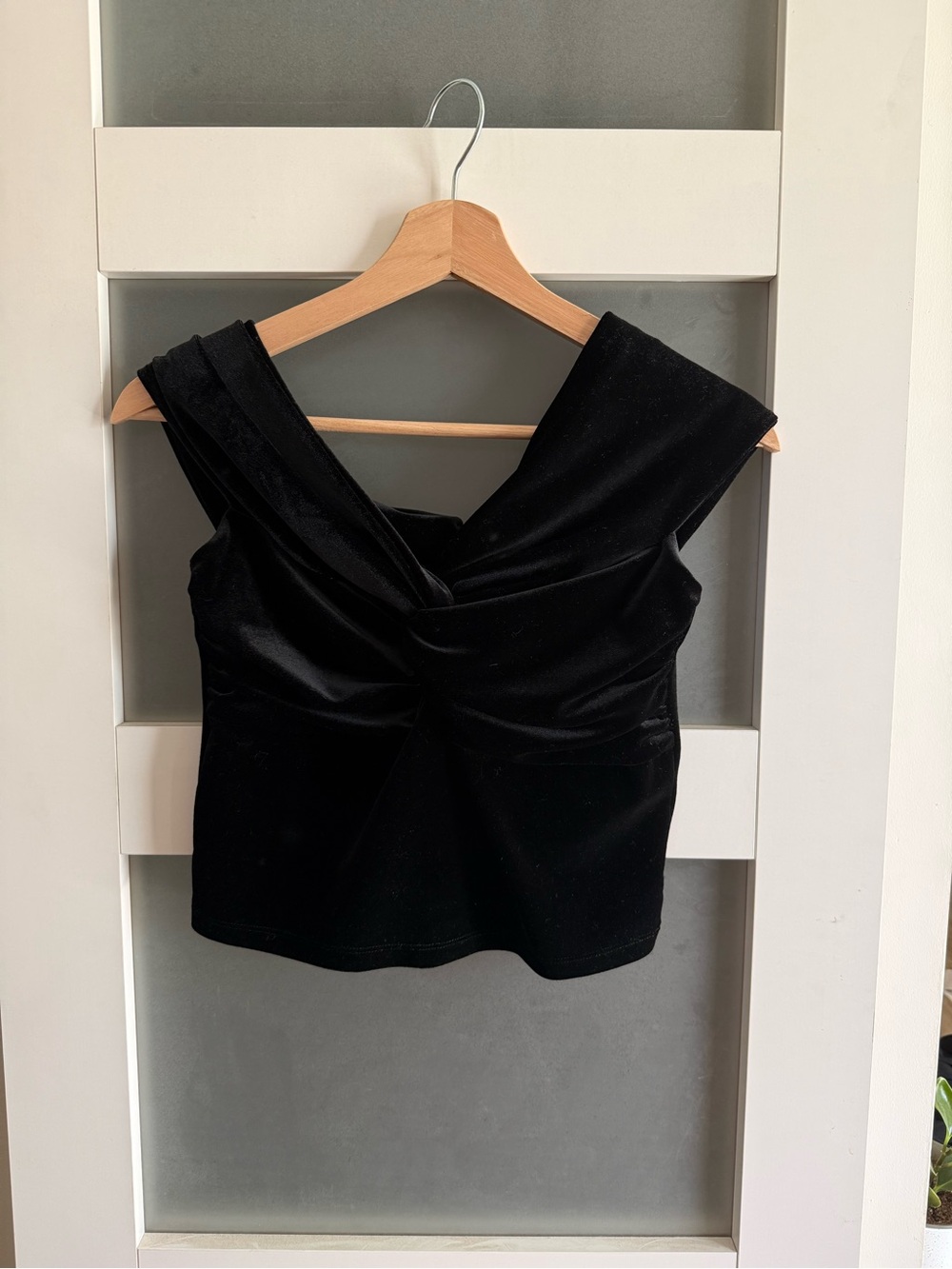 Good American Black Velvet Twist Front Cap Sleeve Top